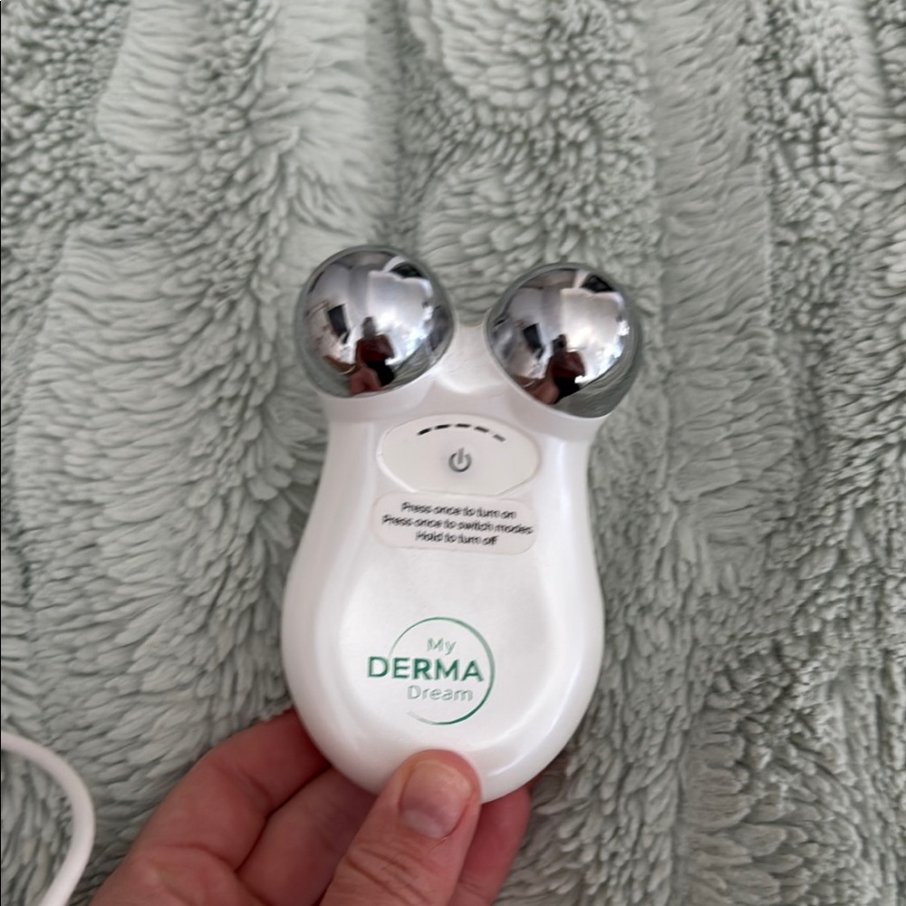 White Facial Roller & Massager